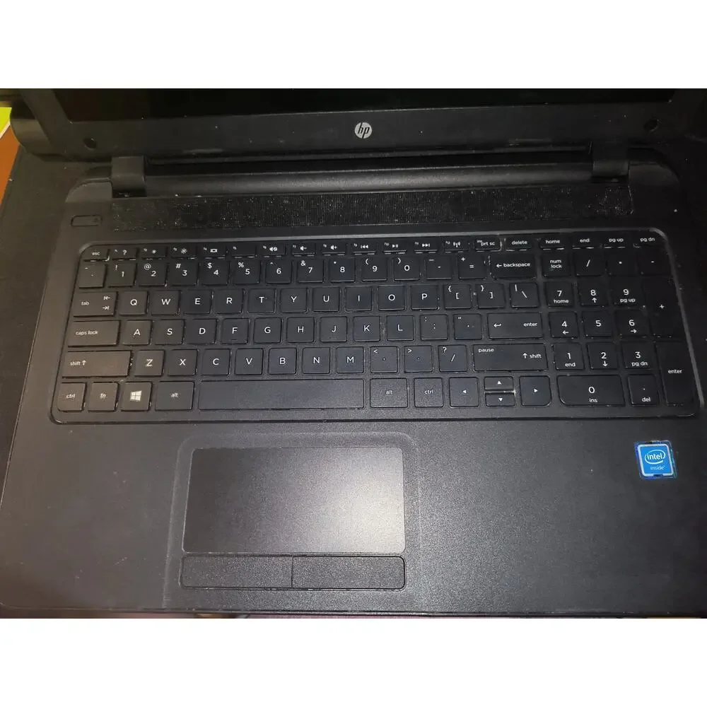 Hewlett-Packard HP Notebook 15-f233wm 15.6